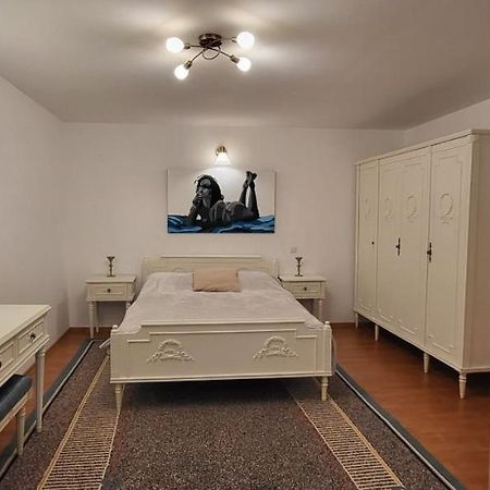 Cotroceni Accommodations Upstairs Bukarest Exterior foto